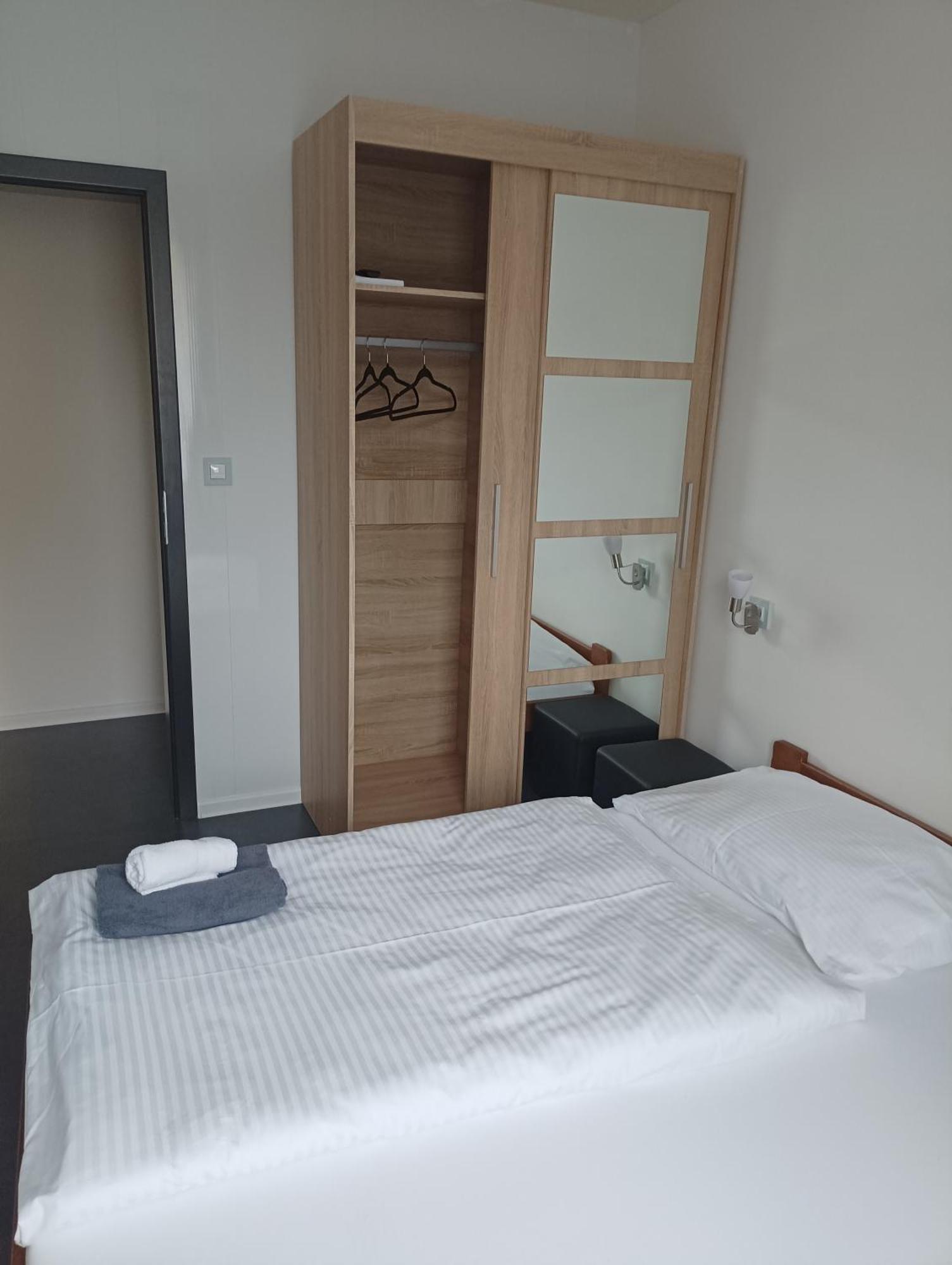 Apartmany U Golfu Jihlava Bagian luar foto