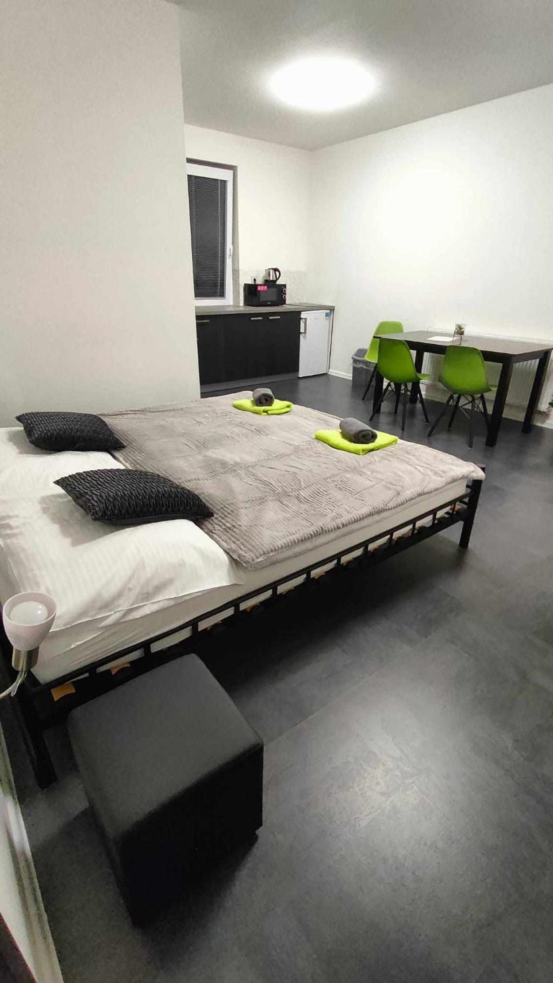 Apartmany U Golfu Jihlava Bagian luar foto